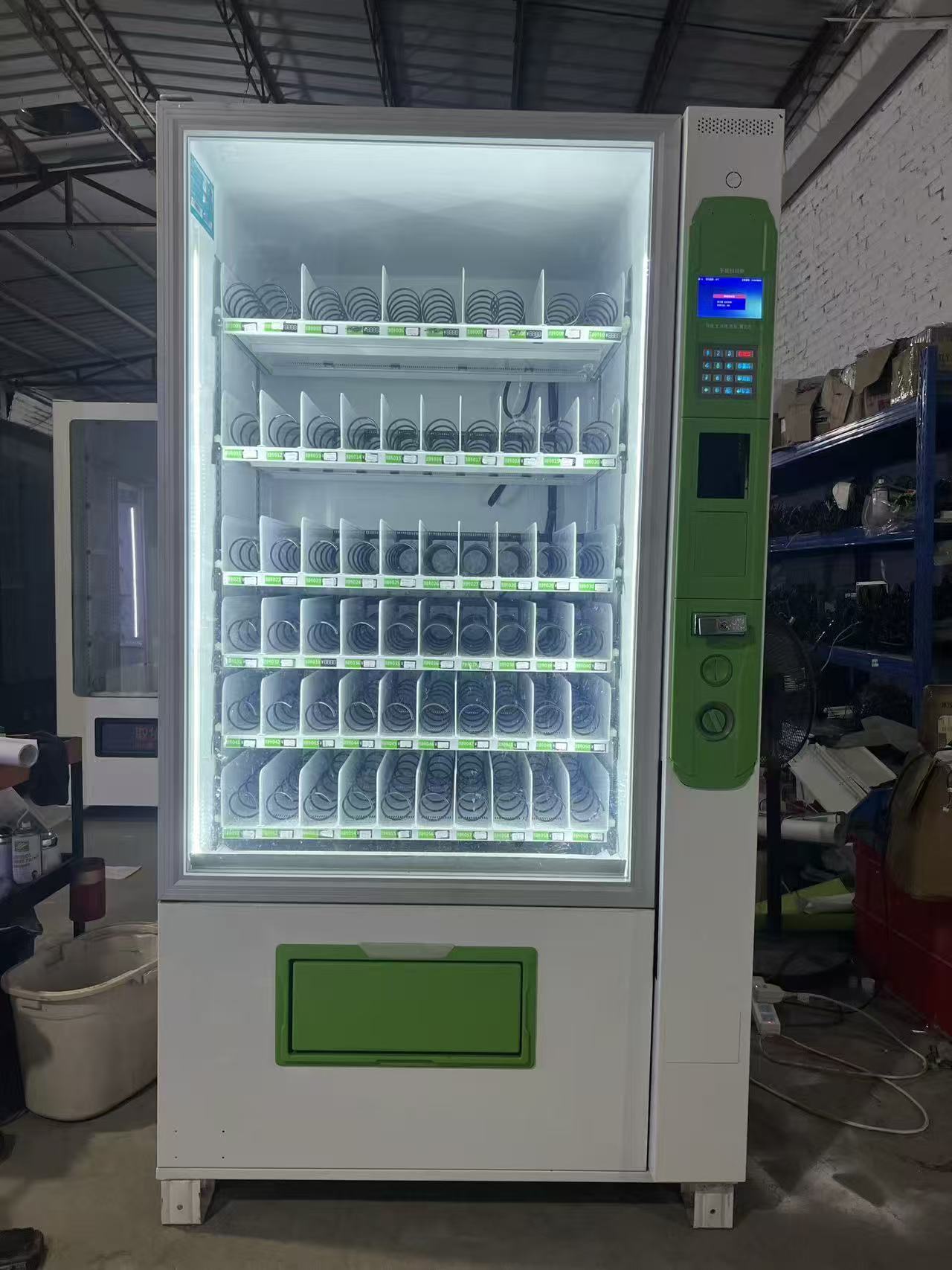 máy-bán-nước-tự-động-đã-qua-sử-dụng